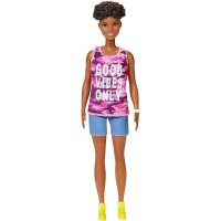 Mattel Barbie GHP98 - Fashionistas Puppe im pinken Camouflage Tanktop, Puppen...