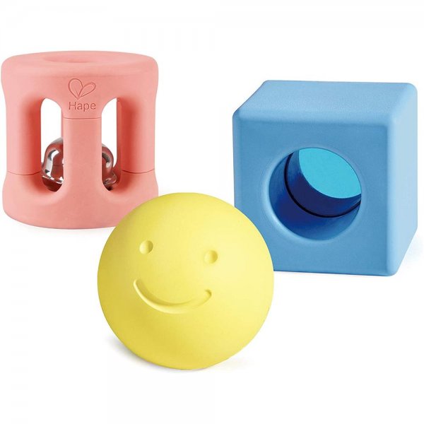Hape Geometrische Rassel 3 teilig Baby Reisspielzeug Kleinkinder mehrfarbig Kugel Zylinder Quader